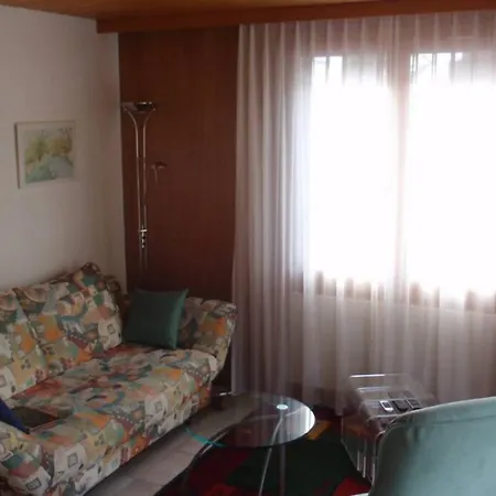 3.5-Zimmer Ferienwohnung Ski-In -- Ski-Out
